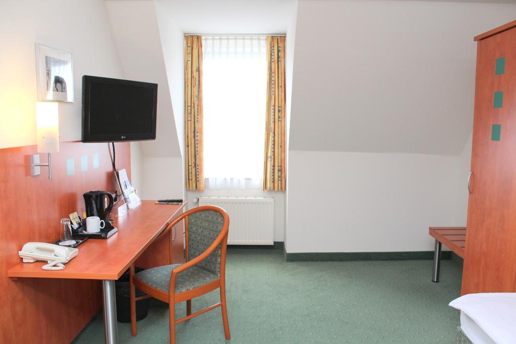 Stadthotel Duesseldorf Екстериор снимка