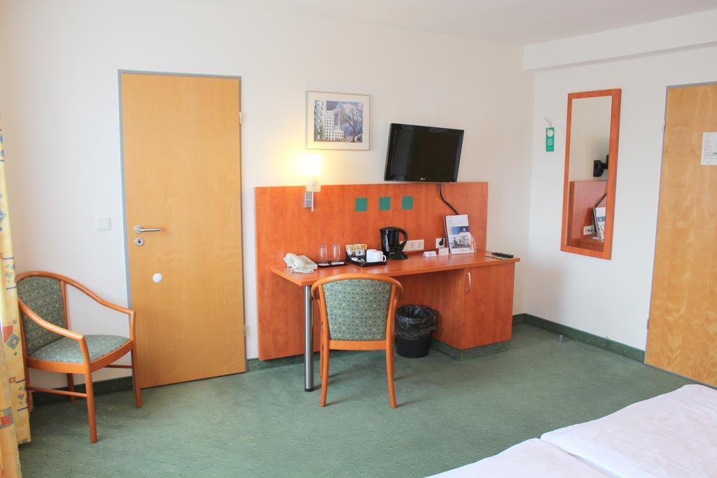 Stadthotel Duesseldorf Екстериор снимка