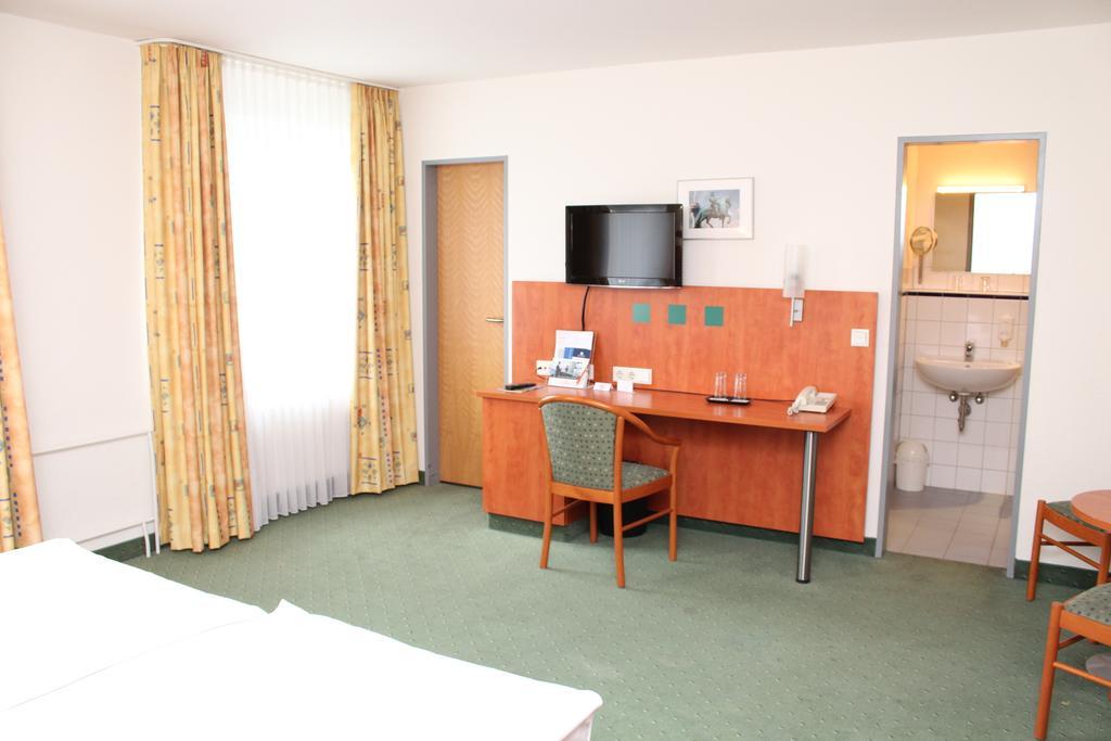 Stadthotel Duesseldorf Екстериор снимка